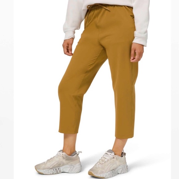 Lululemon Spiced Bronze High-Waist Cropped Pants – Elastic Waist – Size 4 - Picture 2 of 11